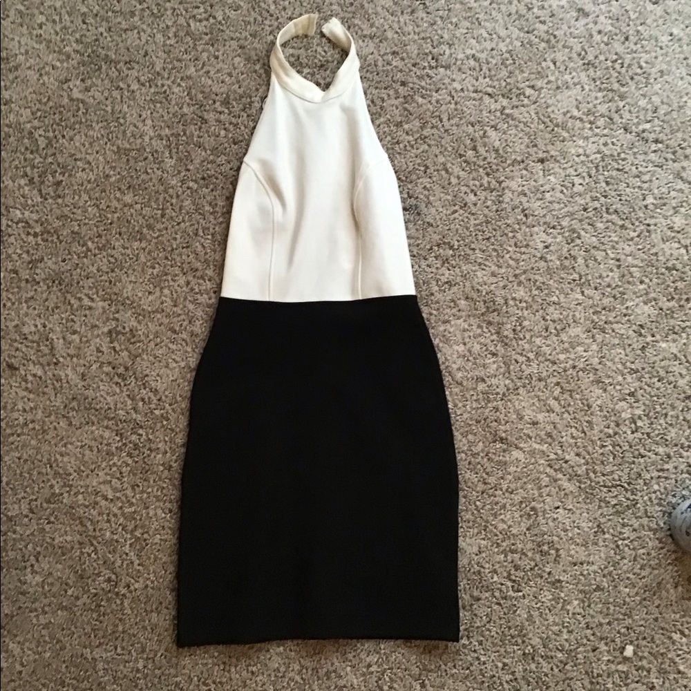 Super sexy backless mini dress size xsmall - Picture 3 of 8